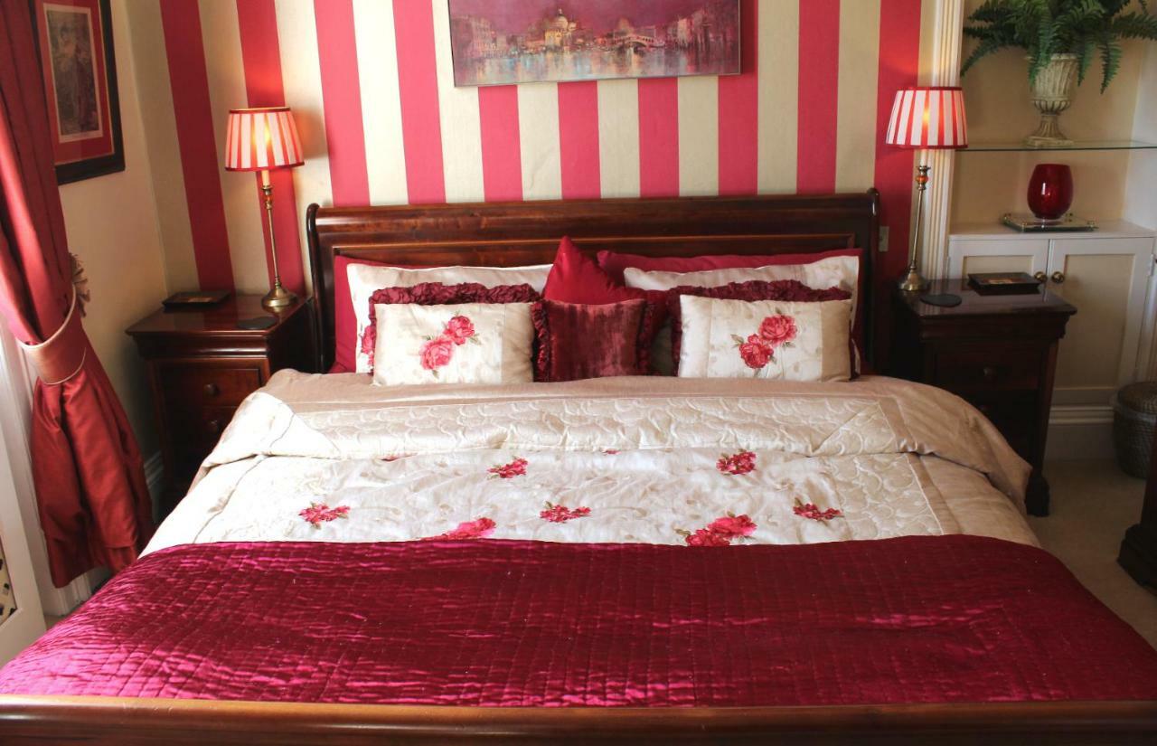 Holly House Bed And Breakfast And Apartments Hereford Esterno foto