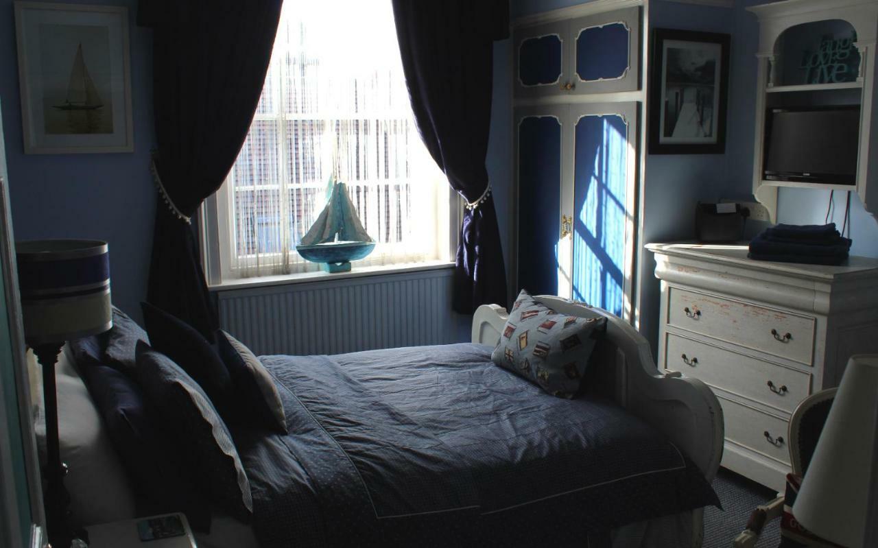 Holly House Bed And Breakfast And Apartments Hereford Esterno foto